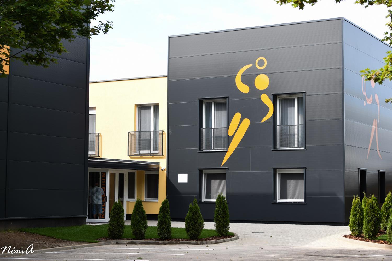 Skc Siofok Aparthotel Ngoại thất bức ảnh